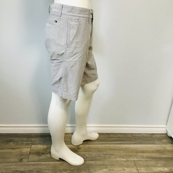 Tommy Hilfiger Men's Flat Front Chambray Shorts Size 32 - Picture 3 of 10